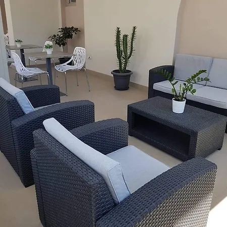 Aparthotel Fomithea Kamári